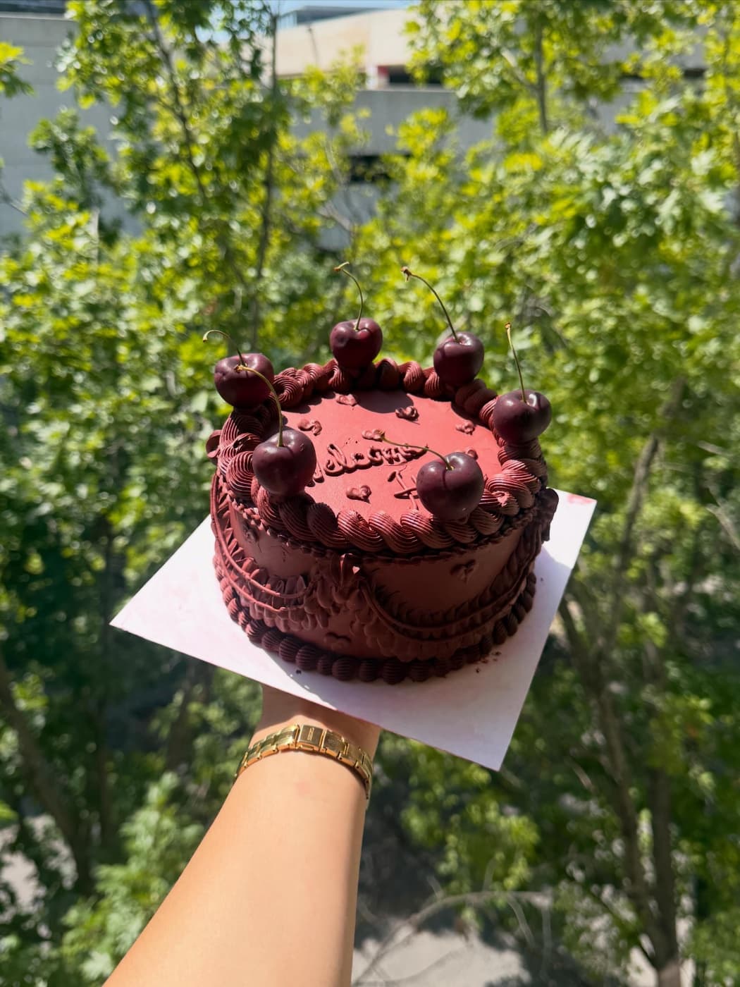 Velvet Classic Vintage Cake — photo 3