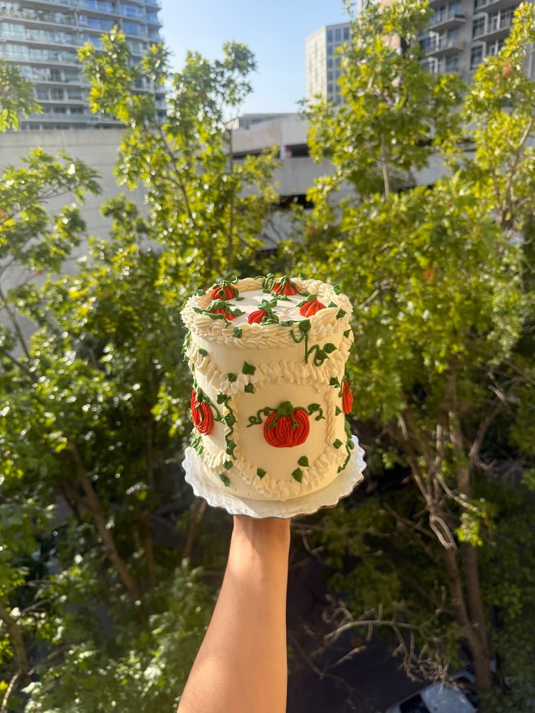 Holiday Themed Cake — photo 1